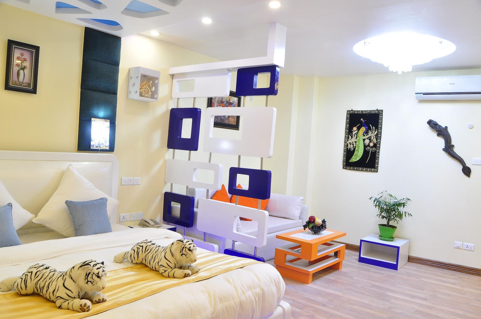 รอยัล เพนกวิน บูทิก โฮเต็ล แอนด์ สปา Hotel กาฐมาณฑุ ภายนอก รูปภาพ