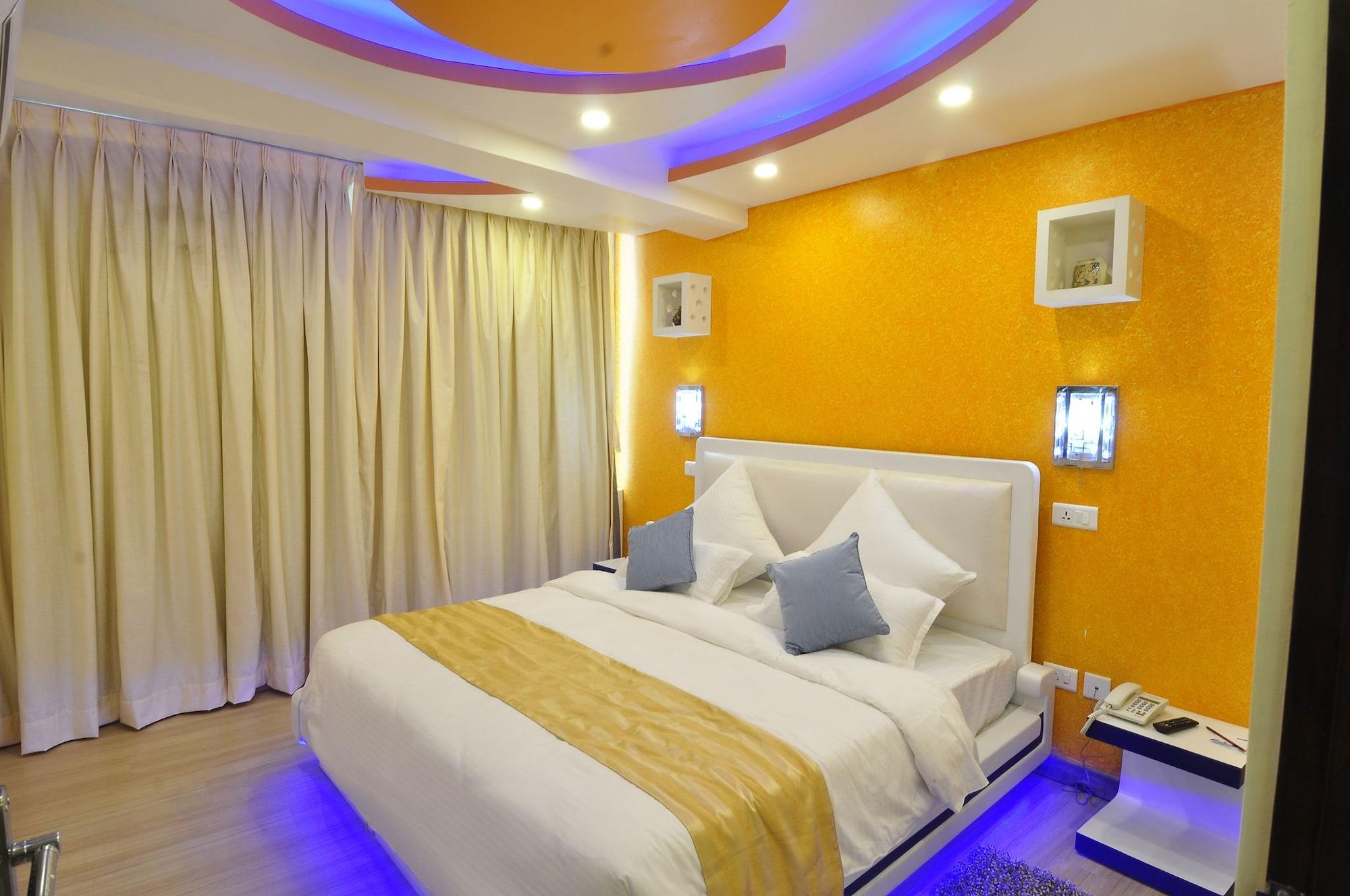 รอยัล เพนกวิน บูทิก โฮเต็ล แอนด์ สปา Hotel กาฐมาณฑุ ภายนอก รูปภาพ
